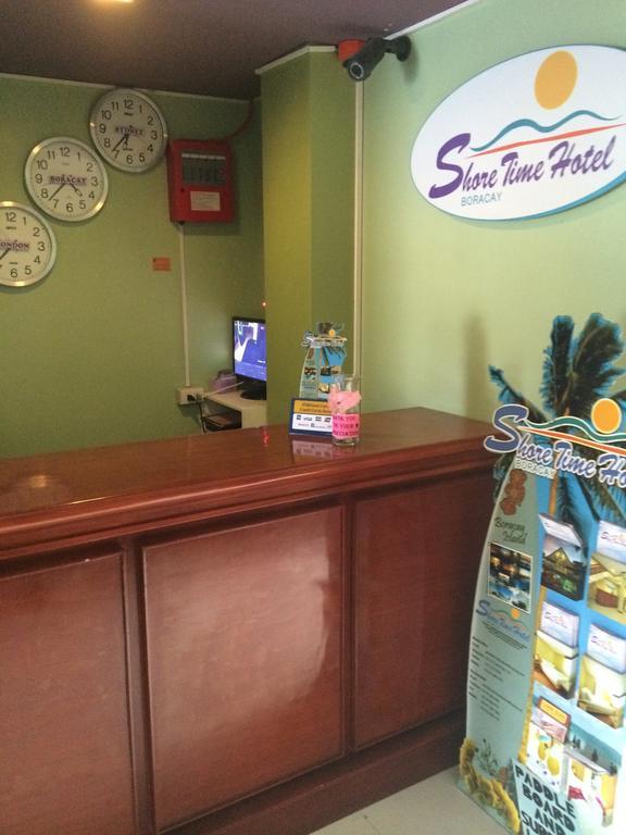 Shore Time Hotel - Annex Balabag  Екстер'єр фото