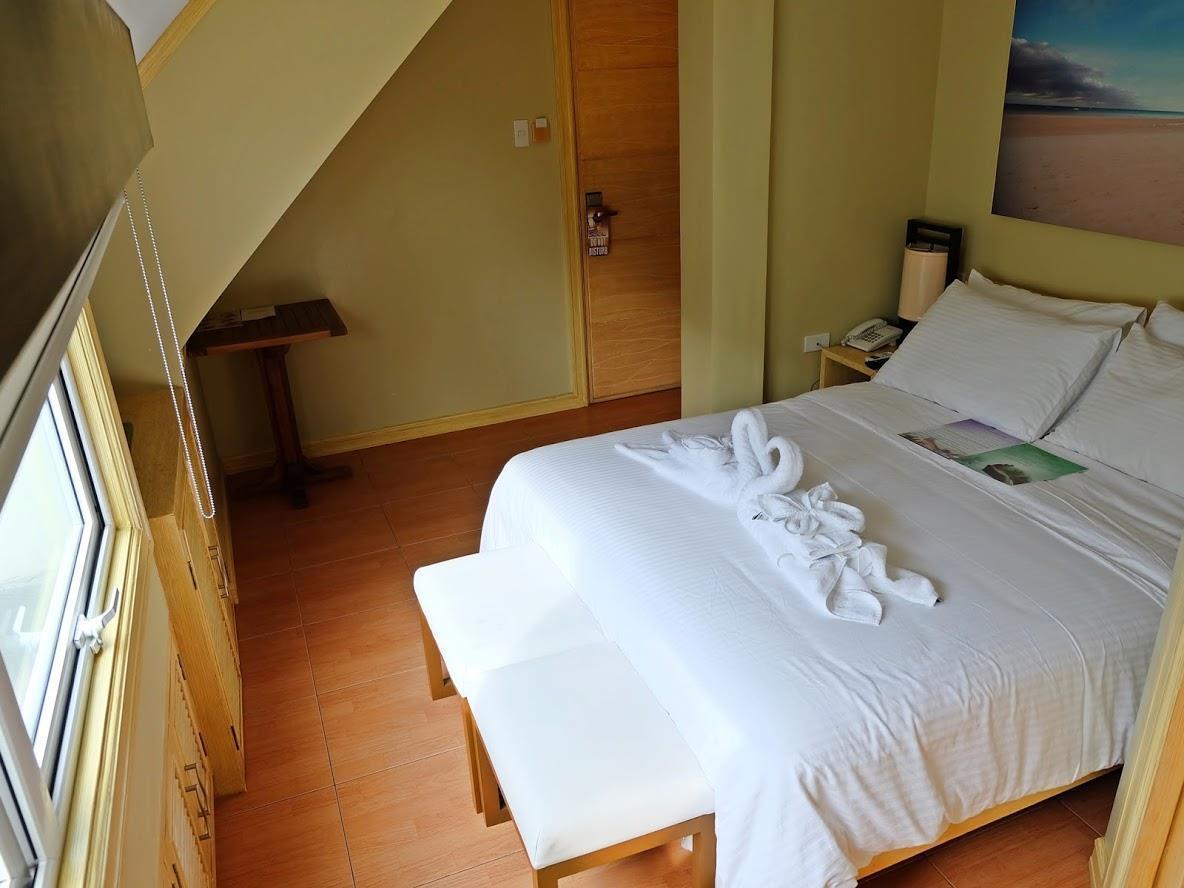 Shore Time Hotel - Annex Balabag  Екстер'єр фото