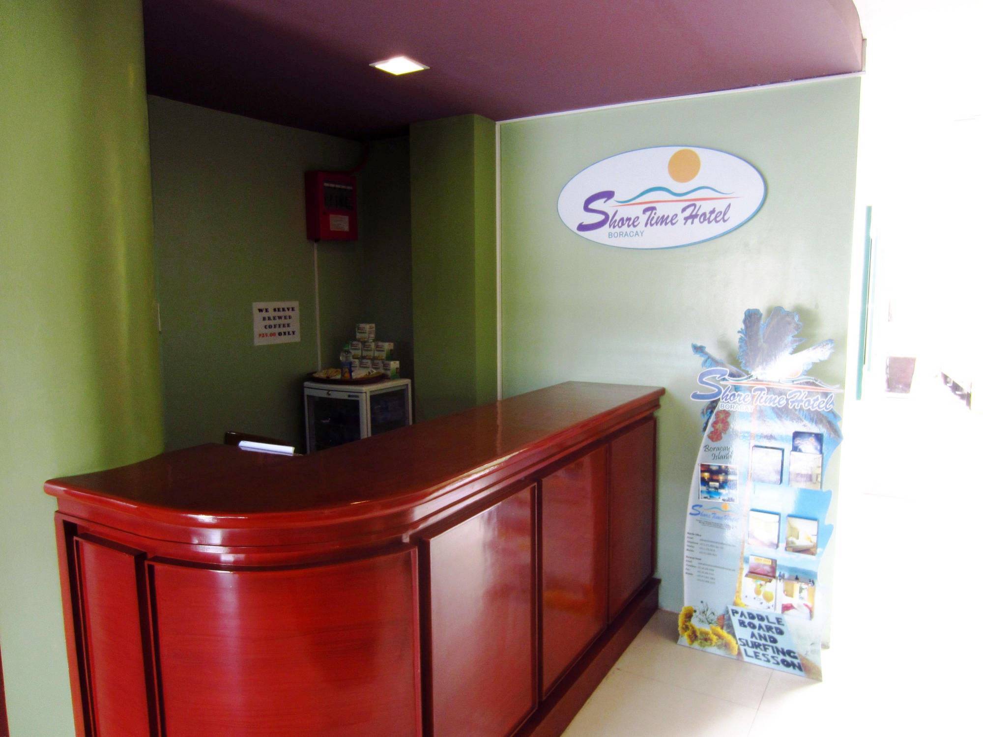 Shore Time Hotel - Annex Balabag  Екстер'єр фото